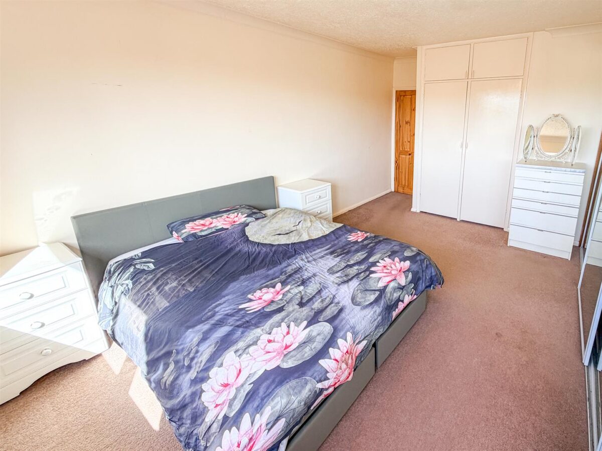 Norway Close, Corby