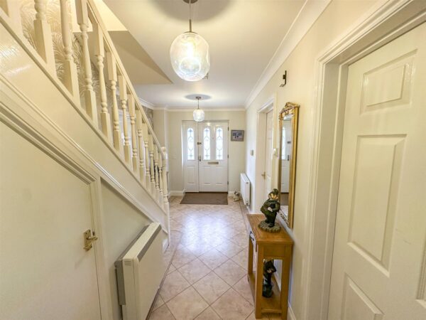 Beech Close, Desborough, Kettering