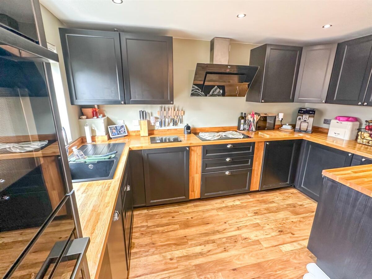 Stirling Close, Corby