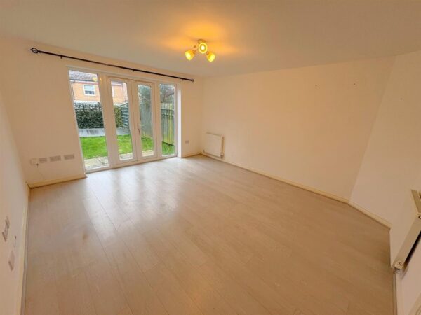Siskin Close, Corby