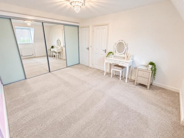 Windermere Drive, Corby