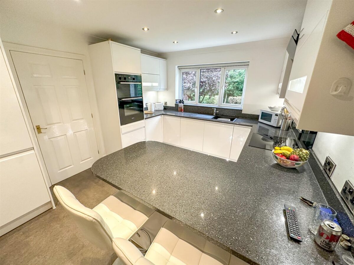Beech Close, Desborough, Kettering