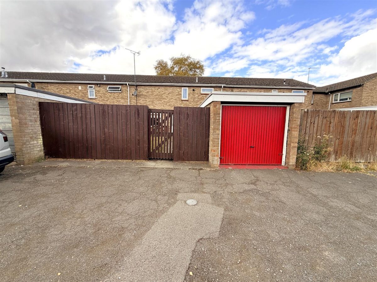 Tansor Close, Corby