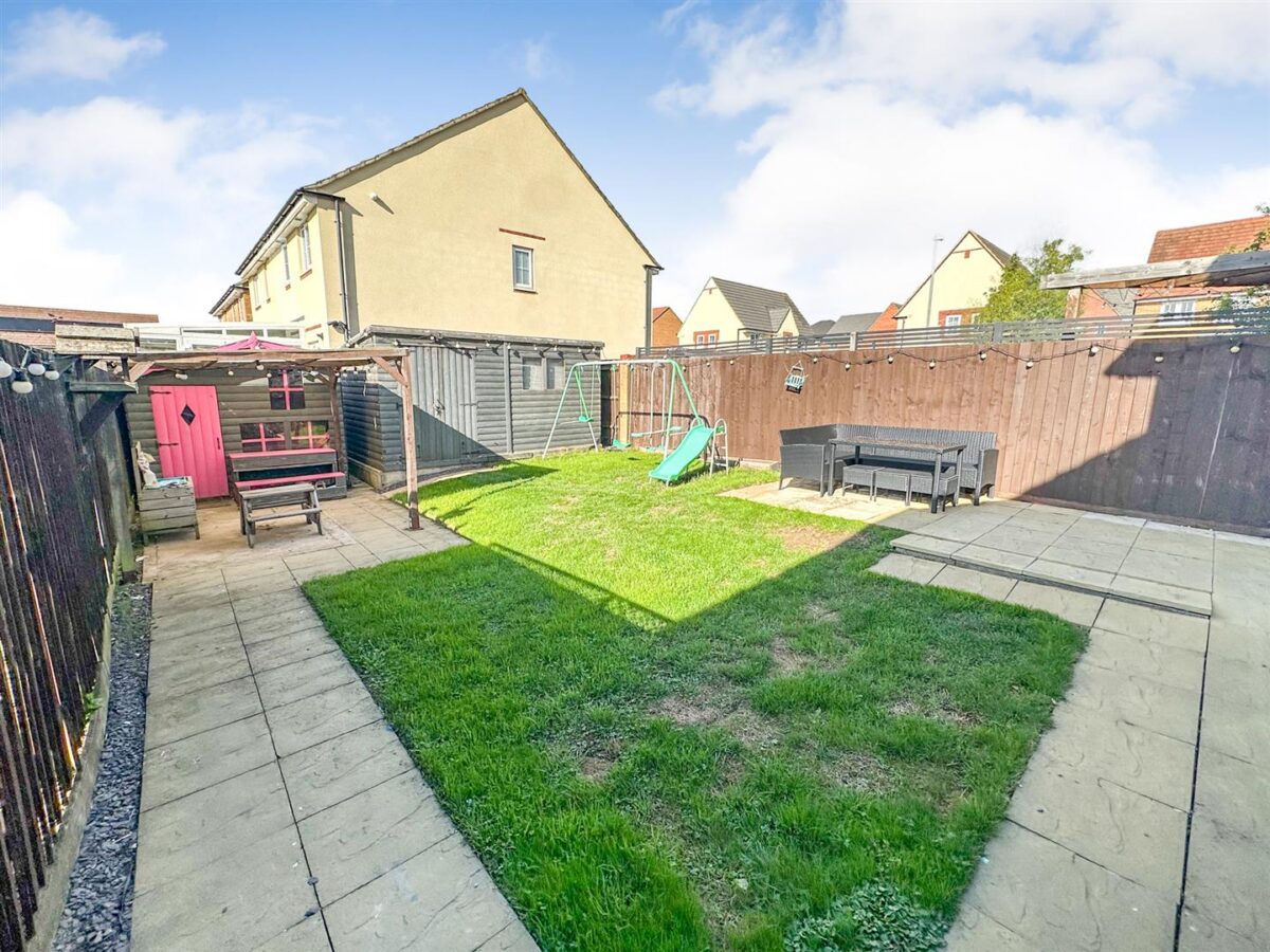 14 Michaels Drive, Corby, NN17 5FW, CORBY