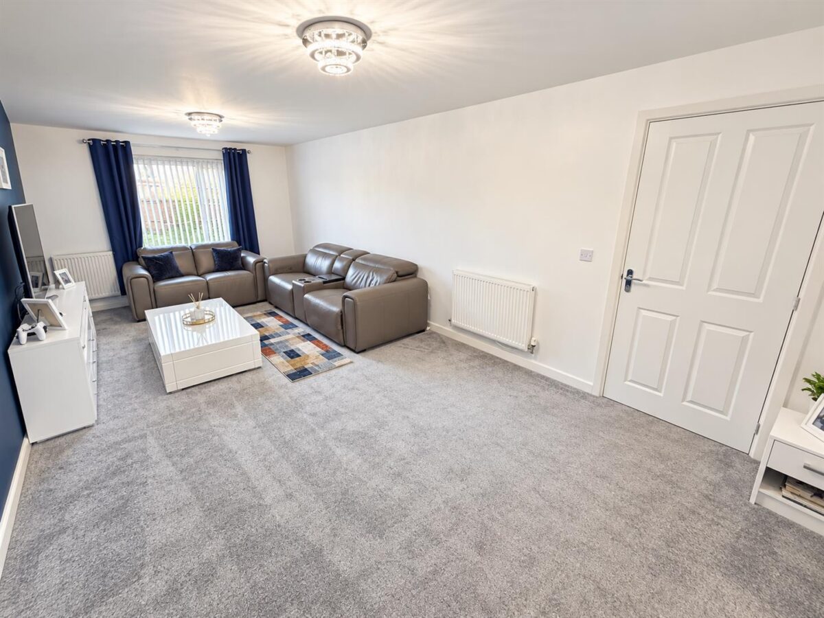 Windermere Drive, Corby