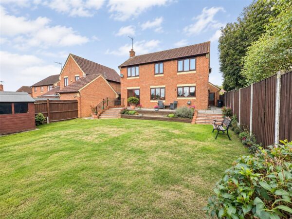 Little Meadow, Great Oakley, Corby