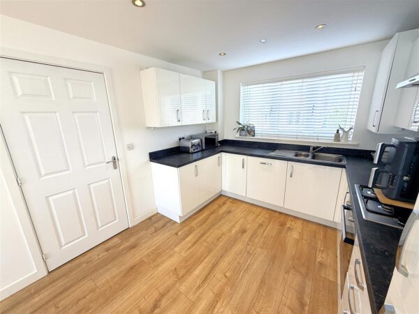 Bowman Road, Weldon, Corby