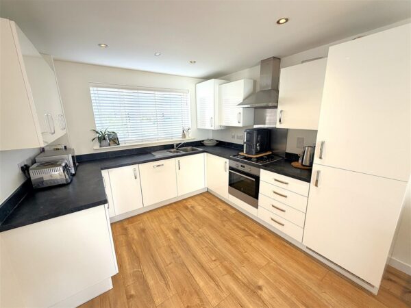 Bowman Road, Weldon, Corby