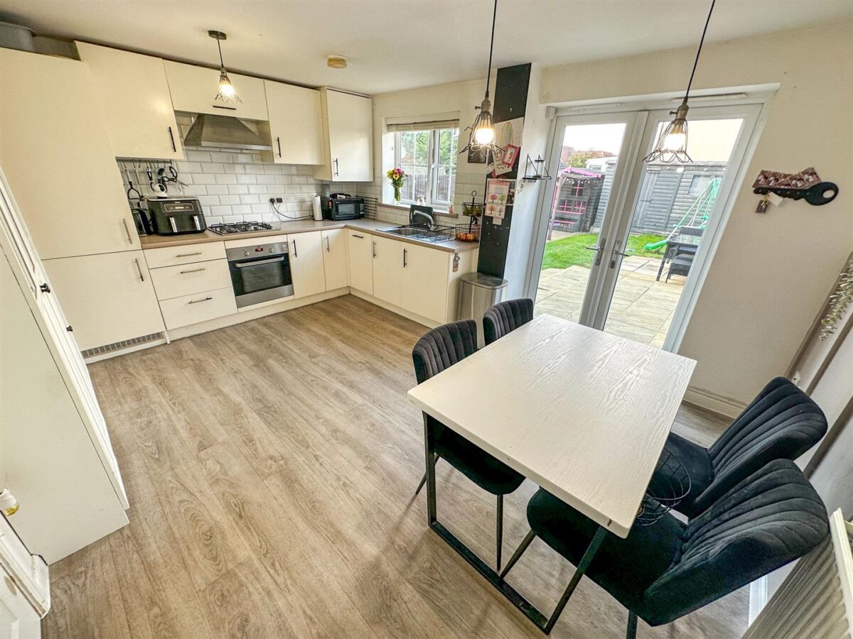 14 Michaels Drive, Corby, NN17 5FW, CORBY