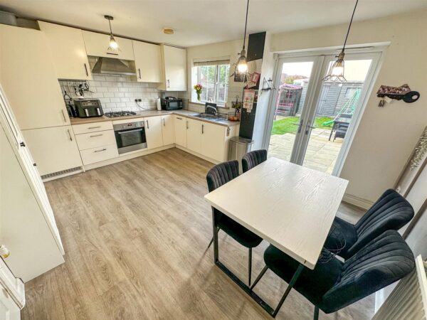 14 Michaels Drive, Corby, NN17 5FW, CORBY