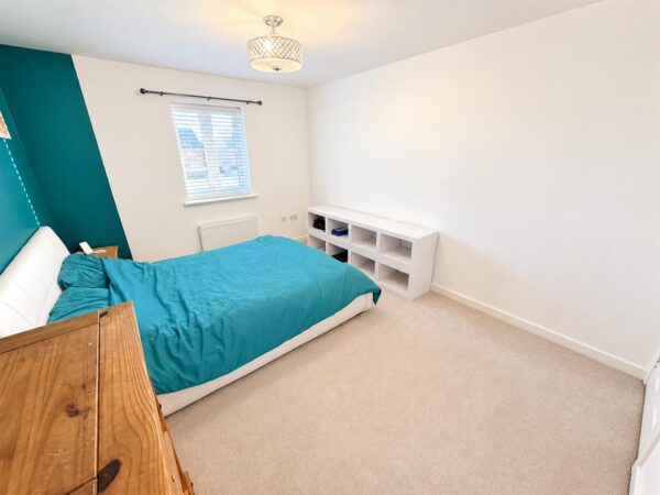 Windermere Drive, Corby