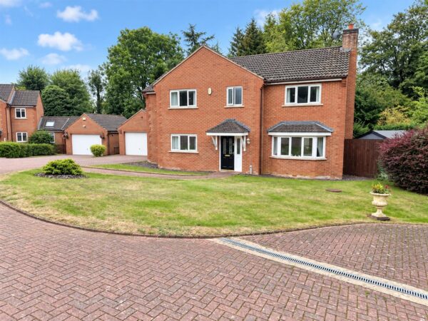 Beech Close, Desborough, Kettering