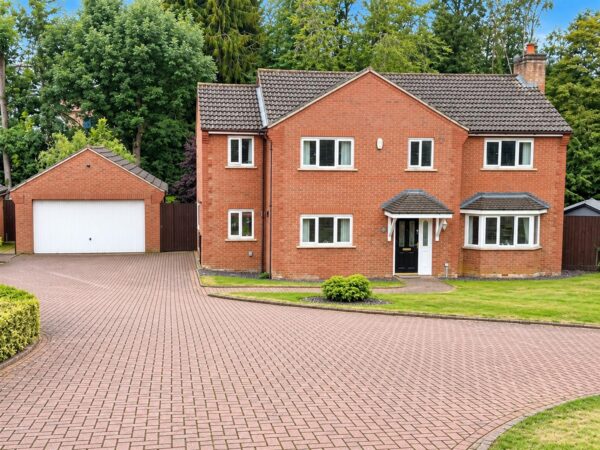 Beech Close, Desborough, Kettering