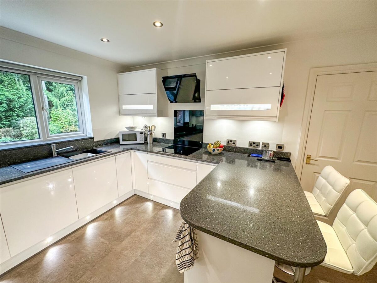 Beech Close, Desborough, Kettering