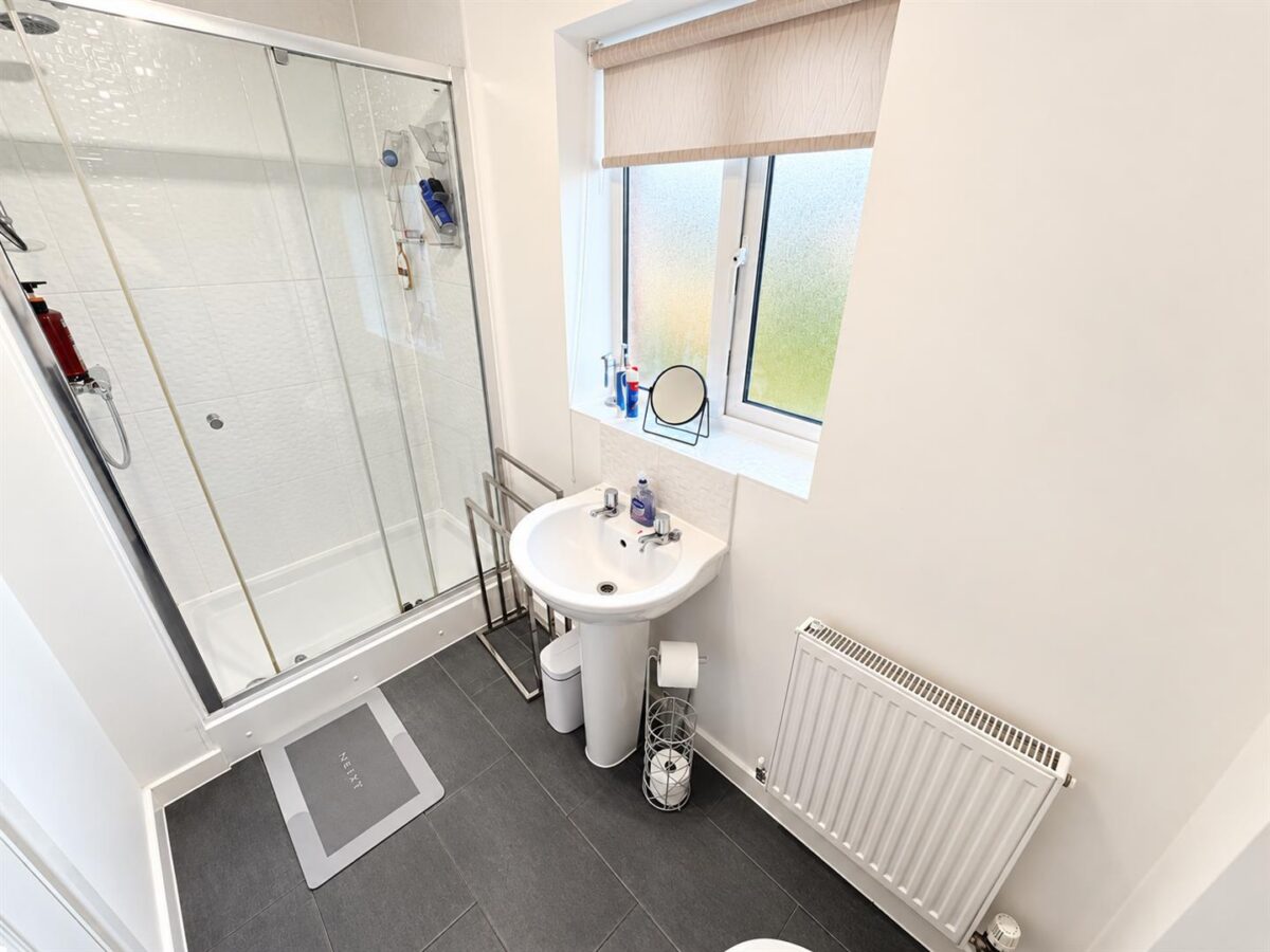 Windermere Drive, Corby