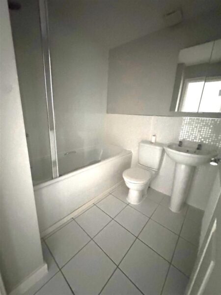 Dewar Close, Corby