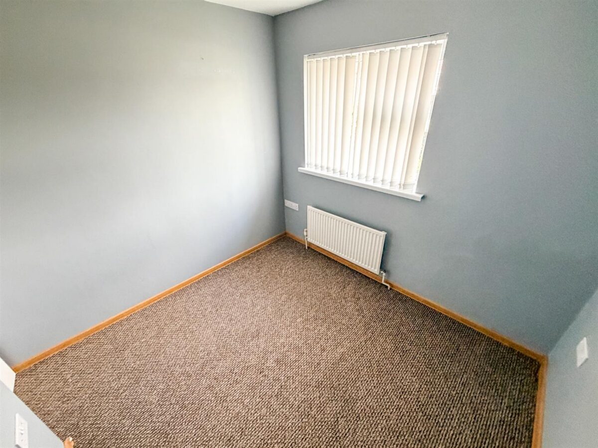Helmsley Way, Corby