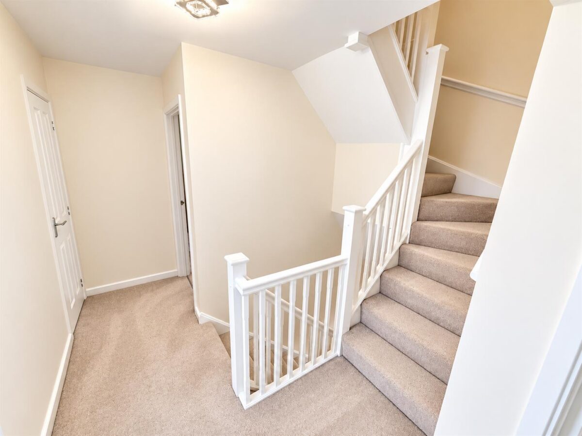 Windermere Drive, Corby