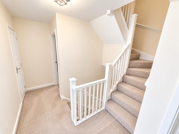 Windermere Drive, Corby