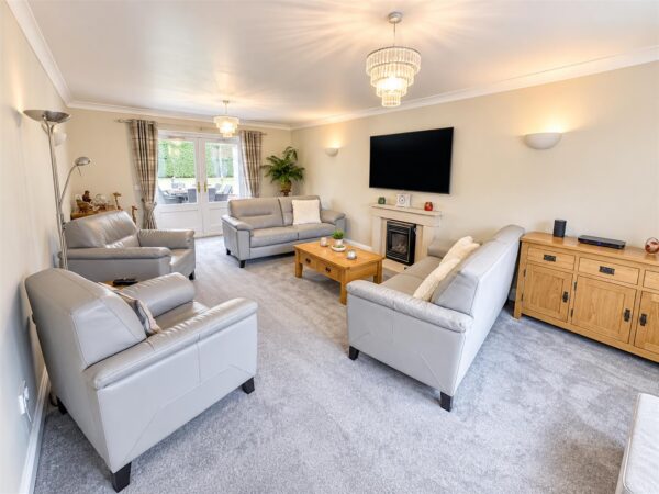 Beech Close, Desborough, Kettering
