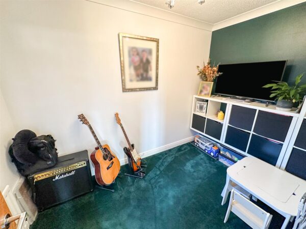 Little Meadow, Great Oakley, Corby