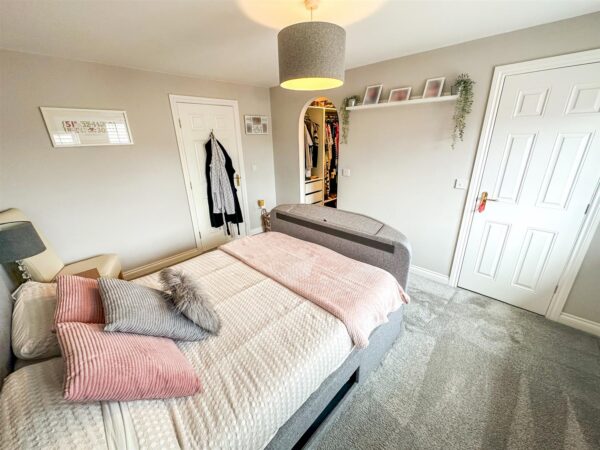 Stirling Close, Corby