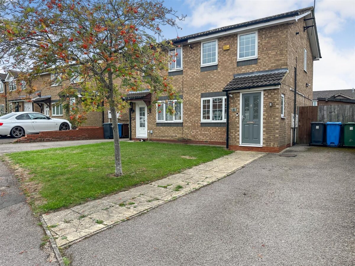 Ridding Close, Corby