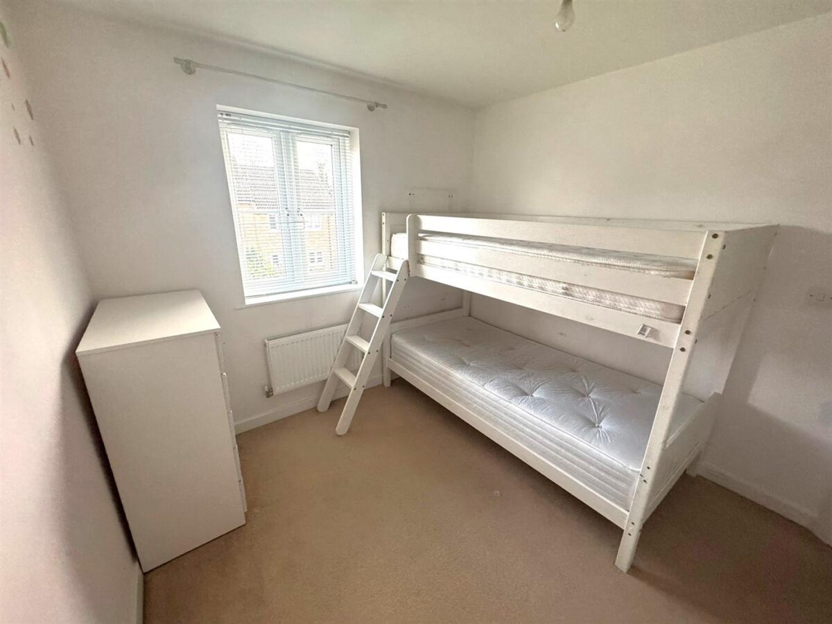 Dewar Close, Corby