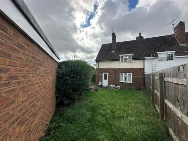 Westfields Road, Corby