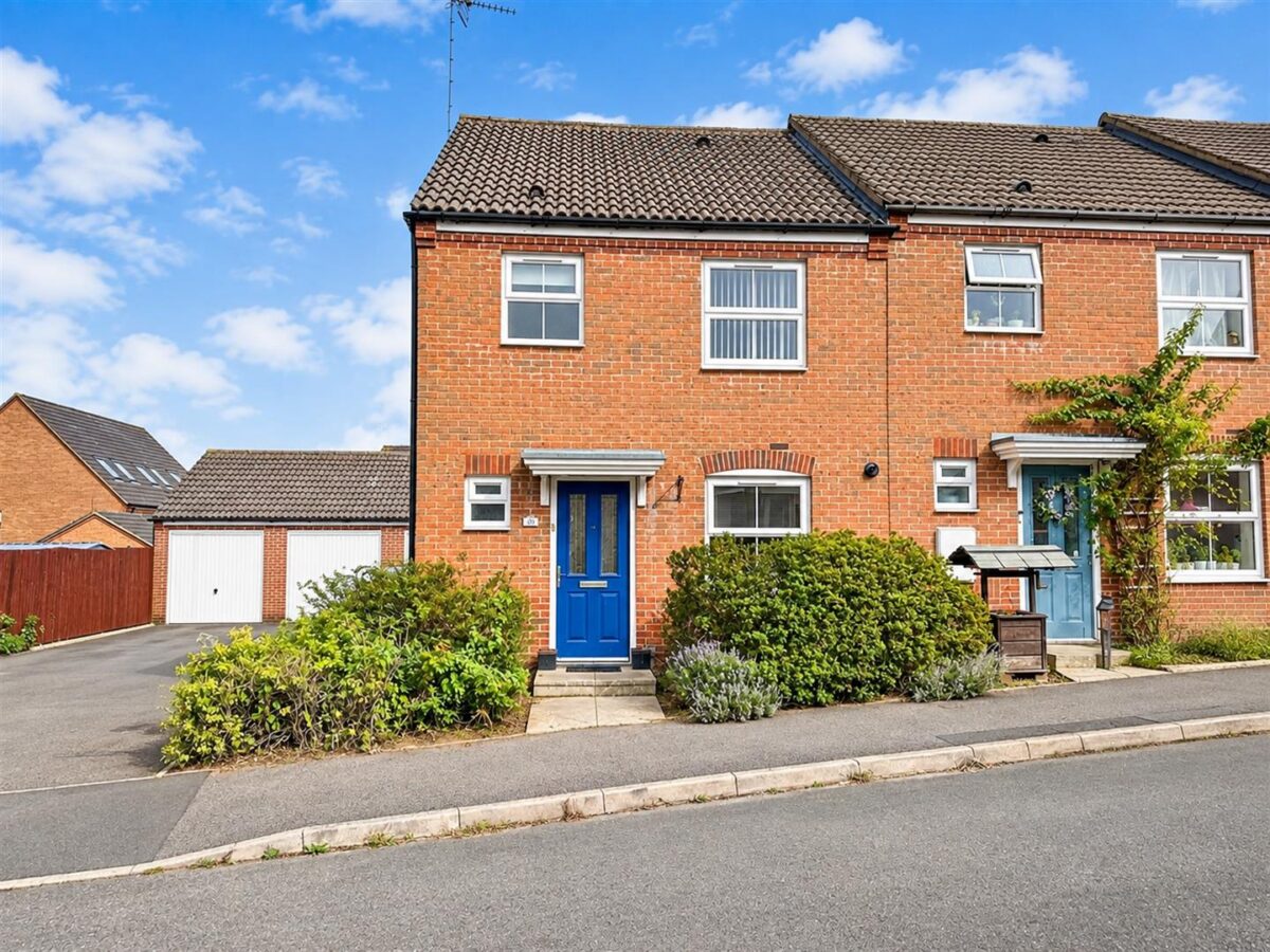 Lark Close, Corby
