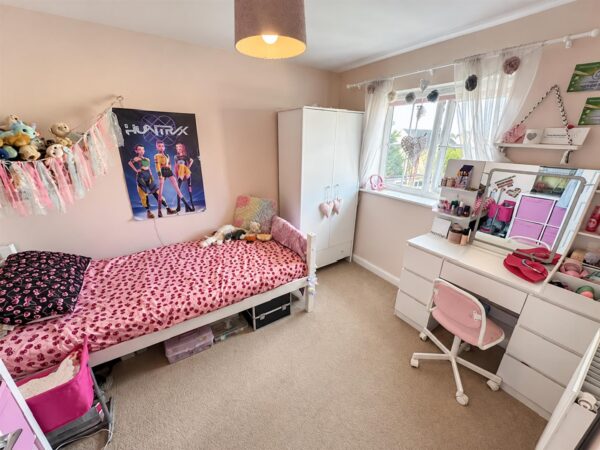 14 Michaels Drive, Corby, NN17 5FW, CORBY