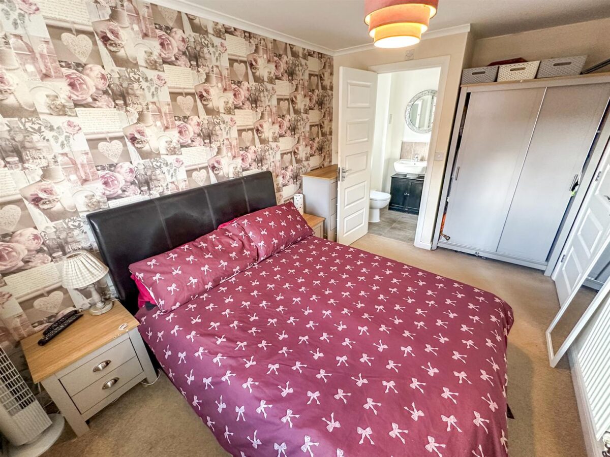 14 Michaels Drive, Corby, NN17 5FW, CORBY