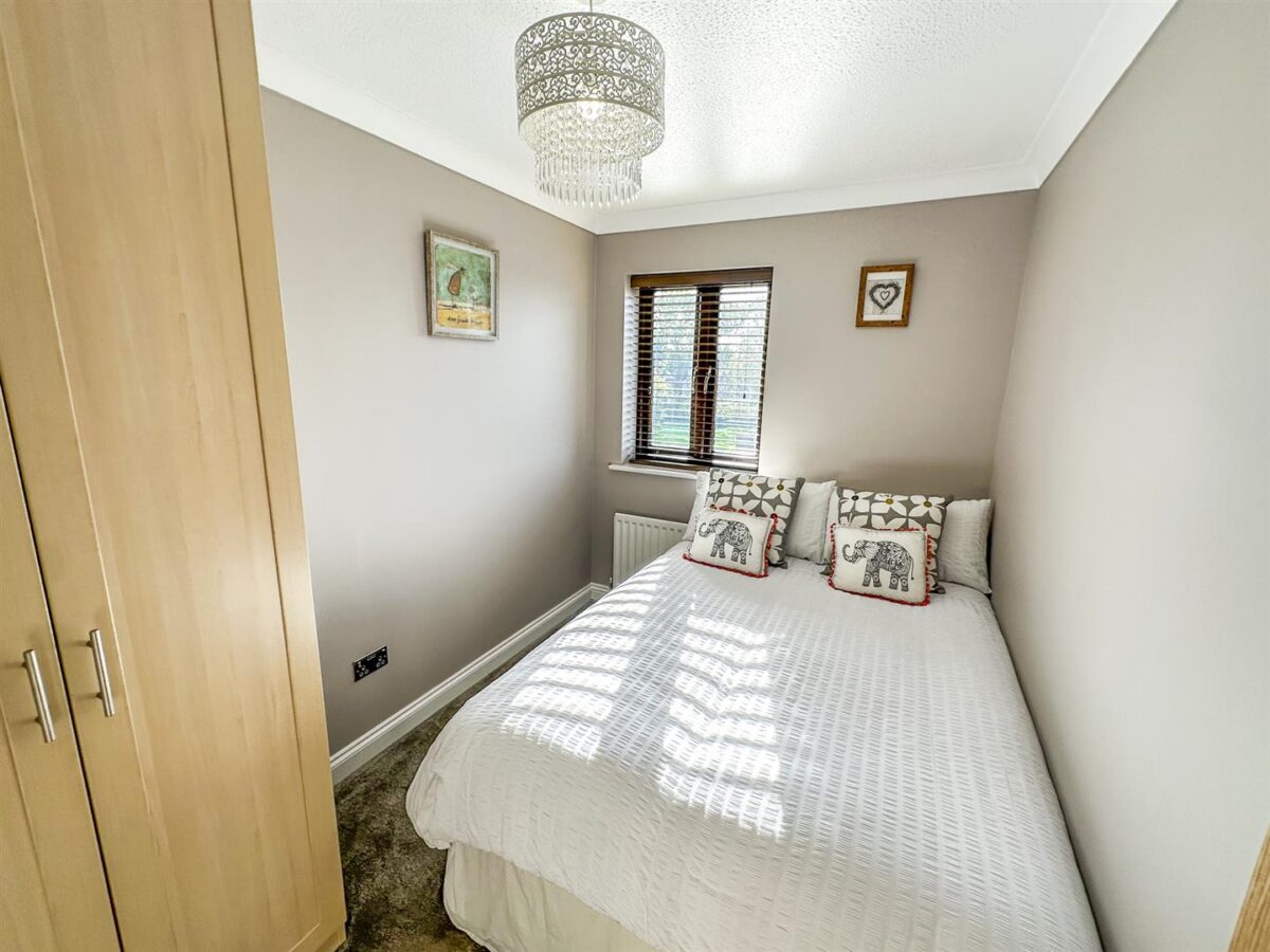 Little Meadow, Great Oakley, Corby