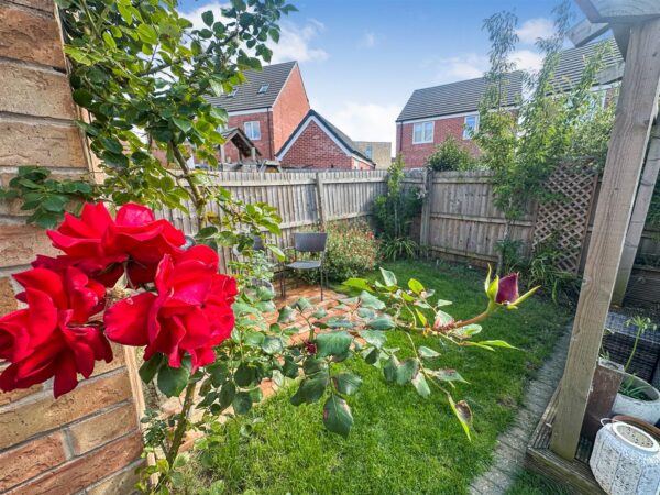 Bowman Road, Weldon, Corby