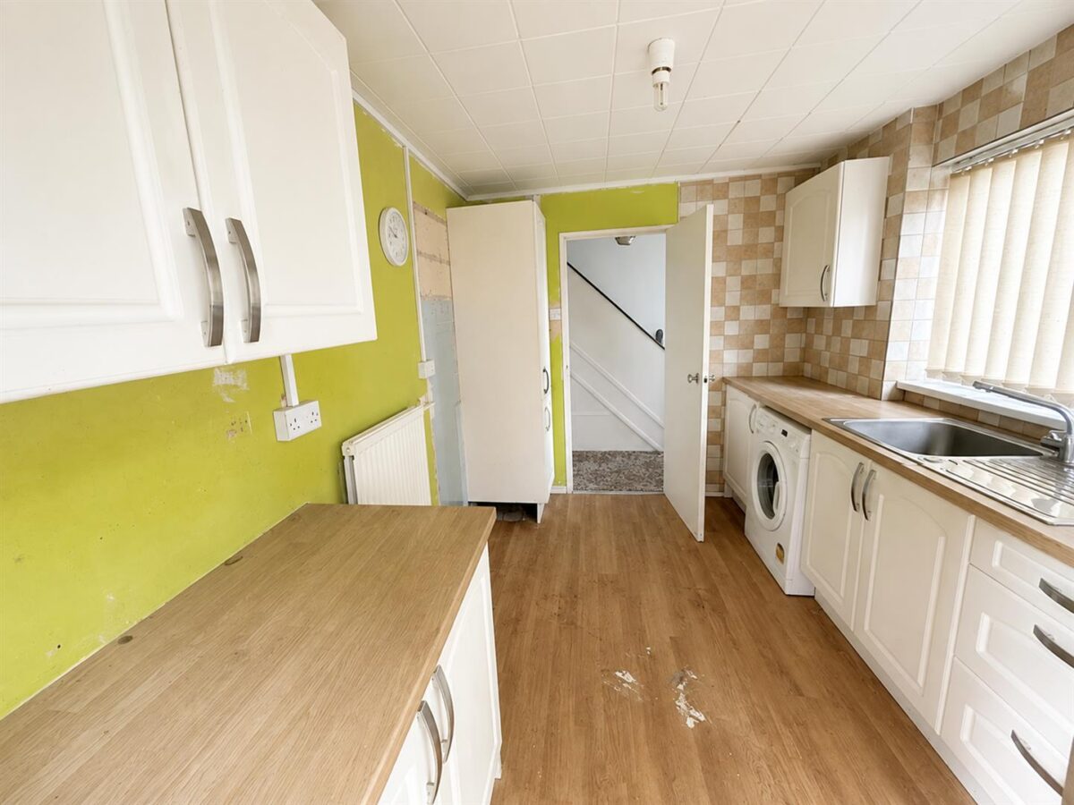 Cecil Drive, Corby
