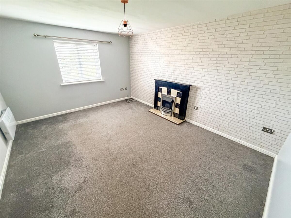 Fontwell Crescent, Corby