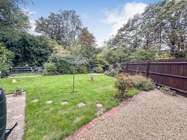 Beech Close, Desborough, Kettering