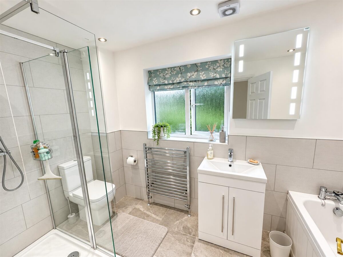 Beech Close, Desborough, Kettering