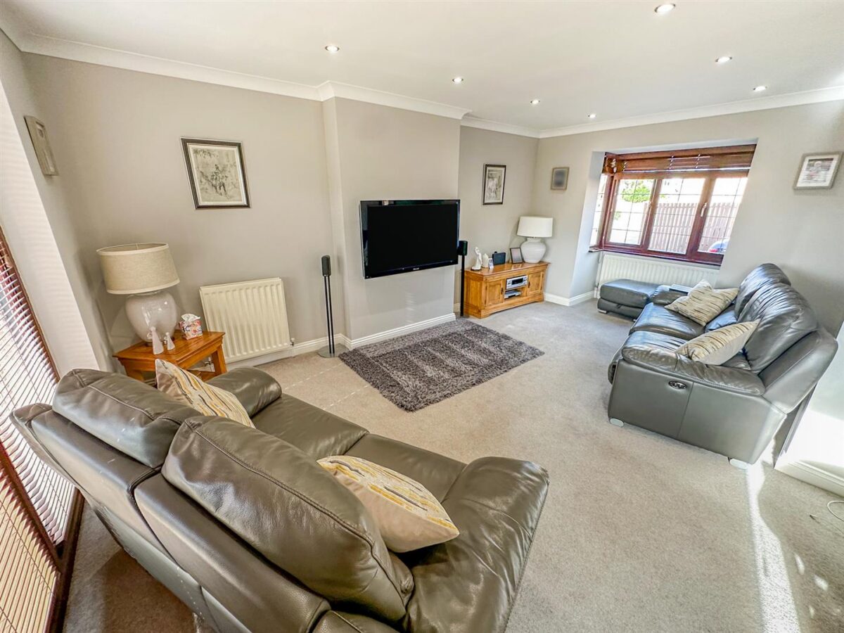 Little Meadow, Great Oakley, Corby