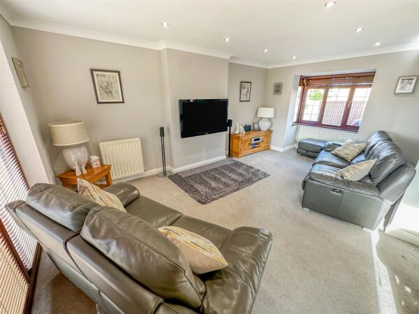 Little Meadow, Great Oakley, Corby