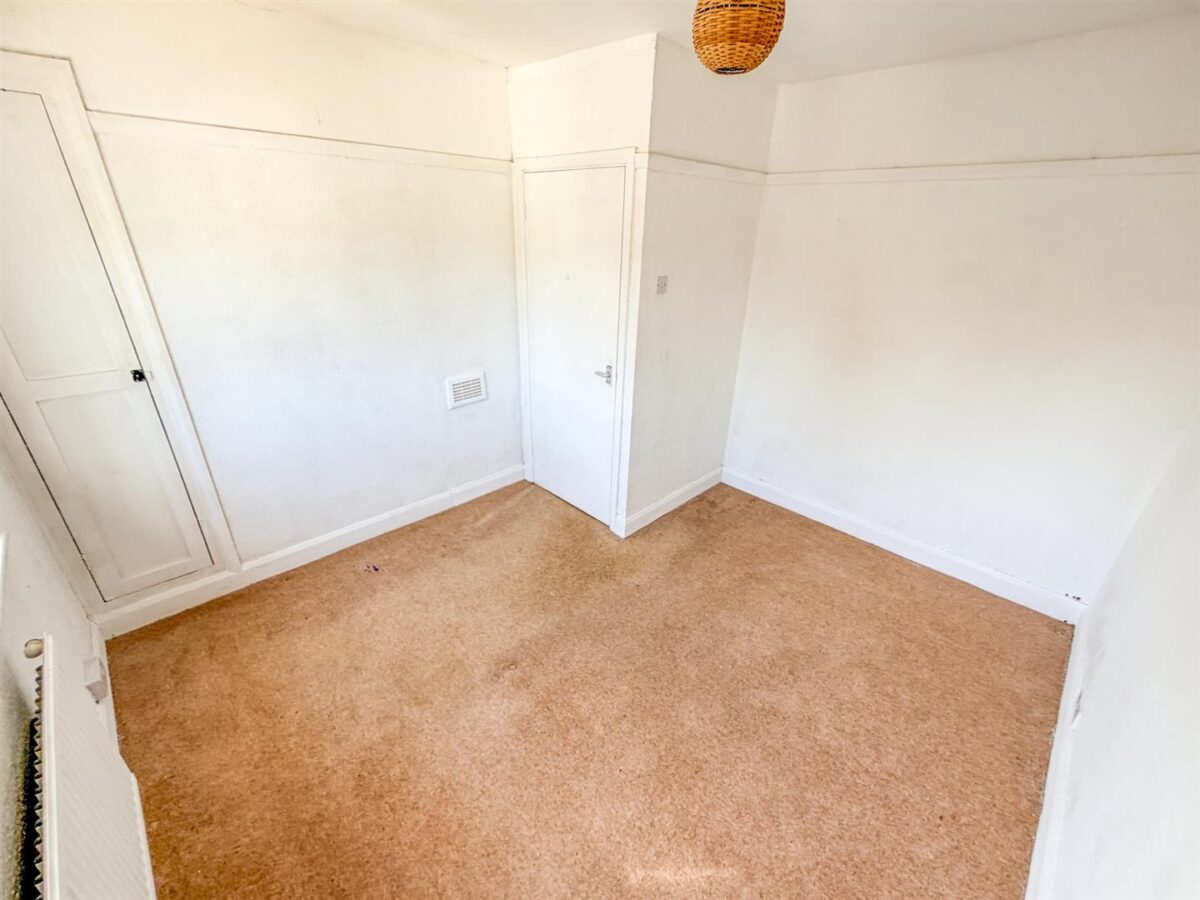 James Watt Avenue, Corby