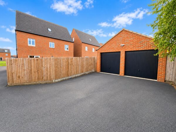 Windermere Drive, Corby