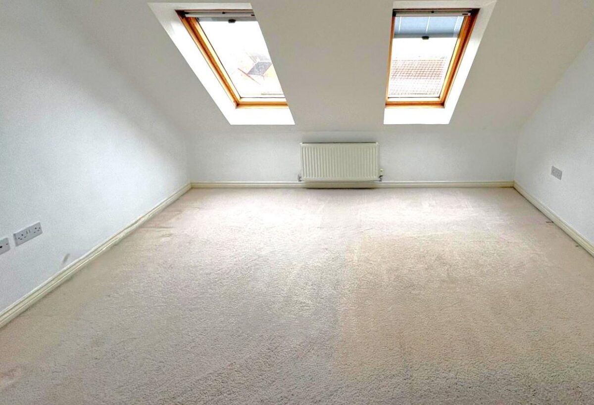 Siskin Close, Corby