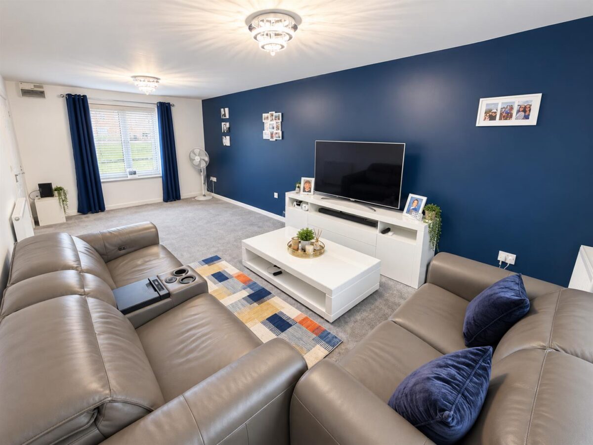 Windermere Drive, Corby