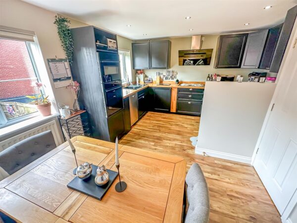 Stirling Close, Corby