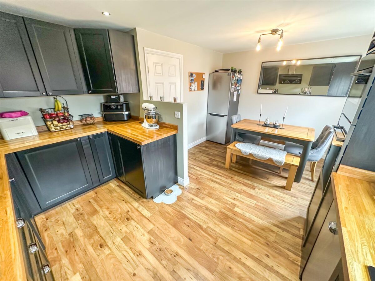 Stirling Close, Corby