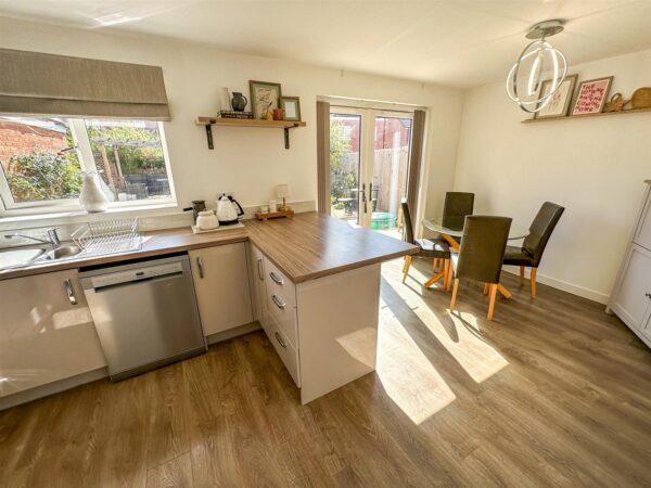 Bowman Road, Weldon, Corby