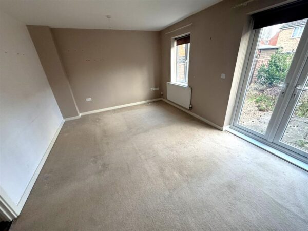 Dewar Close, Corby
