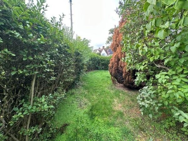 Westfields Road, Corby