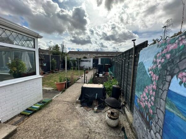 Weymouth Close, Corby